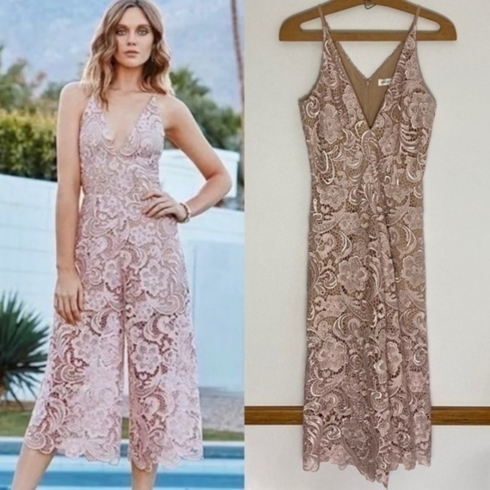 Dress the Population Marion lace Culotte Jumpsuit size S